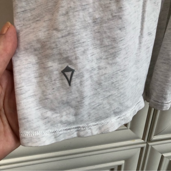 Ivivva by Lululemon Pima Cotton tanktop - Picture 9 of 11